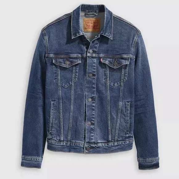 BRAND NEW Levi Denim Truck Jacket in Medium